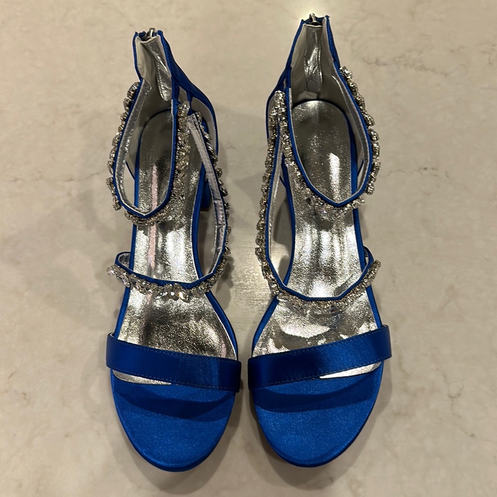 Evening shoes